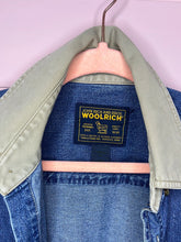 Load image into Gallery viewer, Large Woolrich Men’s Vintage Button Up Shacket
