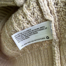Load image into Gallery viewer, Large Universal Threads Tan Knit Sweater
