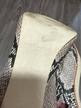 Load image into Gallery viewer, 8.5 Steve Madden Daily Snake Print Pointed Toe Heeled Booties
