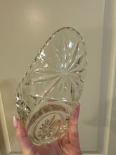 Load image into Gallery viewer, Vintage Star Glass Gondola Dish
