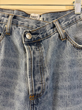 Load image into Gallery viewer, 12 Princess Polly Holly Mid Rise Straight Leg Asymmetric Jean Light Wash Denim
