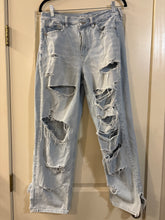 Load image into Gallery viewer, 10 Short American Eagle Super High Rise Baggy Straight Denim Jeans
