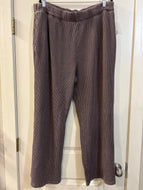 1X (16-18W) Terra & Sky NWT Brown Waffle Knit Pants