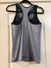 Load image into Gallery viewer, Size 10 Lululemon heathered grey athletic tank top with a black built-in bra

