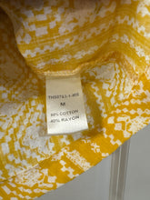 Load image into Gallery viewer, Medium THML Embroidered Boho Floral Sleeveless Top
