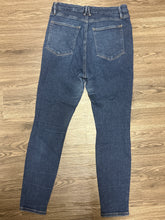Load image into Gallery viewer, 14/32 Good American High Rise Good Legs Sculpting Skinny Jeans

