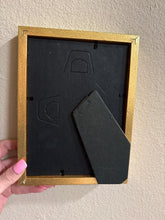 Load image into Gallery viewer, Vintage Gold Floral 4X6 Picture Frame
