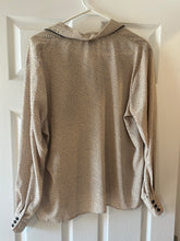 Load image into Gallery viewer, XL Notations Vintage Tan &amp; Black Polka Dot Button Up Blouse
