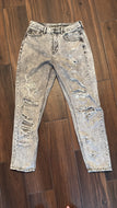 Size 4R American Eagle Mom Jeans