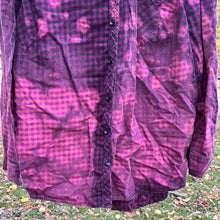 Load image into Gallery viewer, Size 0X (14W) Long Sleeve Bleached Flannel
