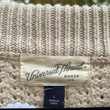 Load image into Gallery viewer, Large Universal Threads Tan Knit Sweater
