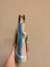 Load image into Gallery viewer, Vintage 1969 Jim Beam "Harold's Club" covered wagon ceramic decanter
