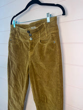 Load image into Gallery viewer, Size 11 No Boundaries High Rise Sculpting Skinny Brown Corduroy Pants
