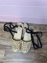 Load image into Gallery viewer, Size 9 Anthropologie Soludos Leopard Dot Espadrille Flat Sandals
