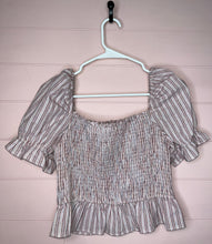 Load image into Gallery viewer, Medium Essue Boho Stripe Puff Sleeve Crop Top
