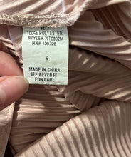 Load image into Gallery viewer, Small Honey Punch Light Pink Flowy Tank
