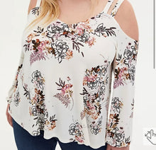 Load image into Gallery viewer, 3X Torrid White Floral Crepe Balloon Sleeve Cold Shoulder Plus Size Blouse
