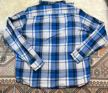 Load image into Gallery viewer, Xl Mens Wrangler Blue White Cotton Plaid Button Up Shirt
