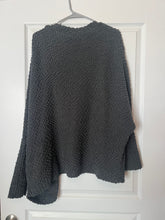 Load image into Gallery viewer, Medium Umgee Dark Gary Chunky Knit Sweater Cardigan
