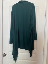 Load image into Gallery viewer, 26/28 Lane Bryant NWT Emerald Green Lace Plus Size Kimono
