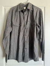 Load image into Gallery viewer, Wrangler Large Men’s Silver Stripe Gray Long Sleeve Western Pearl Snap Button Up Shirt
