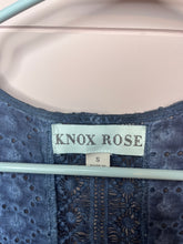 Load image into Gallery viewer, Small Knox Rose Blue Sleeveless Cardigan
