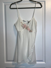 Load image into Gallery viewer, Medium Delicates Vintage Chiffon Beaded Chemise

