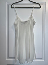 Load image into Gallery viewer, Medium Delicates Vintage Chiffon Beaded Chemise
