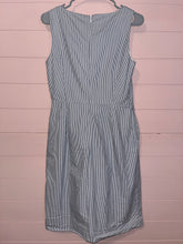 Load image into Gallery viewer, Size 6 Brooks Brothers Seersucker Stripe Cotton Dress
