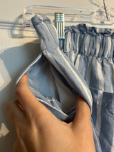 Load image into Gallery viewer, Large Petite Loft Blue White Stipe Linen Paper Bag Pants
