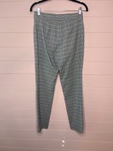 Load image into Gallery viewer, 10 Petite Worthington Pull On Skinny Dress Pants
