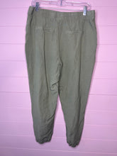 Load image into Gallery viewer, Large A New Day Green Linen Pants
