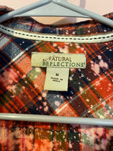 Load image into Gallery viewer, Medium Natural Reflections Bleached Flannel
