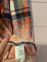 Load image into Gallery viewer, Medium Natural Reflections Bleached Flannel
