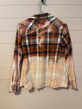 Load image into Gallery viewer, Medium Natural Reflections Bleached Flannel
