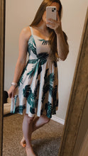Load image into Gallery viewer, Medium Old Navy Light Pink Tropical Dress
