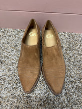 Load image into Gallery viewer, 7.5 Gianni Bini Lets Dance Brown Leather Pointy Toe Cowboy Booties
