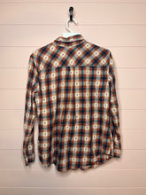 Load image into Gallery viewer, Medium Cotton Faded Glory Tribal Print Plaid Flannel Button Up Shirt
