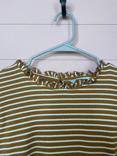 Load image into Gallery viewer, 1X Croft &amp; Barrow Brown Stripe Ruffle Top

