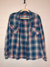 Load image into Gallery viewer, XL Arizona Button Up Flannel Shirt
