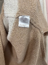 Load image into Gallery viewer, Large O&amp;O Thin Lightweight Sweater
