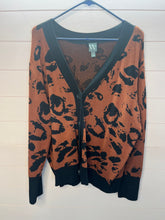 Load image into Gallery viewer, 1XL Worthington Leopard Print Sweater Cardigan
