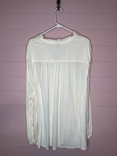 Load image into Gallery viewer, 4XL Torrid NWT Ivory Peasant Style Plus Size Blouse

