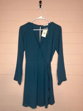 Load image into Gallery viewer, XS NWT Lush Nordstrom Long Sleeve Wrap Dress
