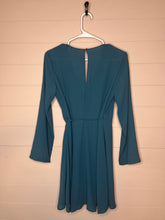 Load image into Gallery viewer, XS NWT Lush Nordstrom Long Sleeve Wrap Dress
