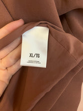 Load image into Gallery viewer, XL Express Long Blazer
