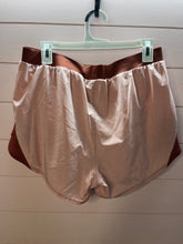 Load image into Gallery viewer, Large Under Armour Loose Fit Athletic Shorts
