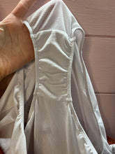 Load image into Gallery viewer, Large Under Armour Loose Fit Athletic Shorts
