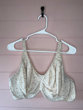 Load image into Gallery viewer, 42DD Bali Floral Print Bra
