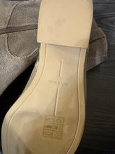 Load image into Gallery viewer, 7.5 Dolce Vita NWOT Almond Toe Cowboy Ankle Booties
